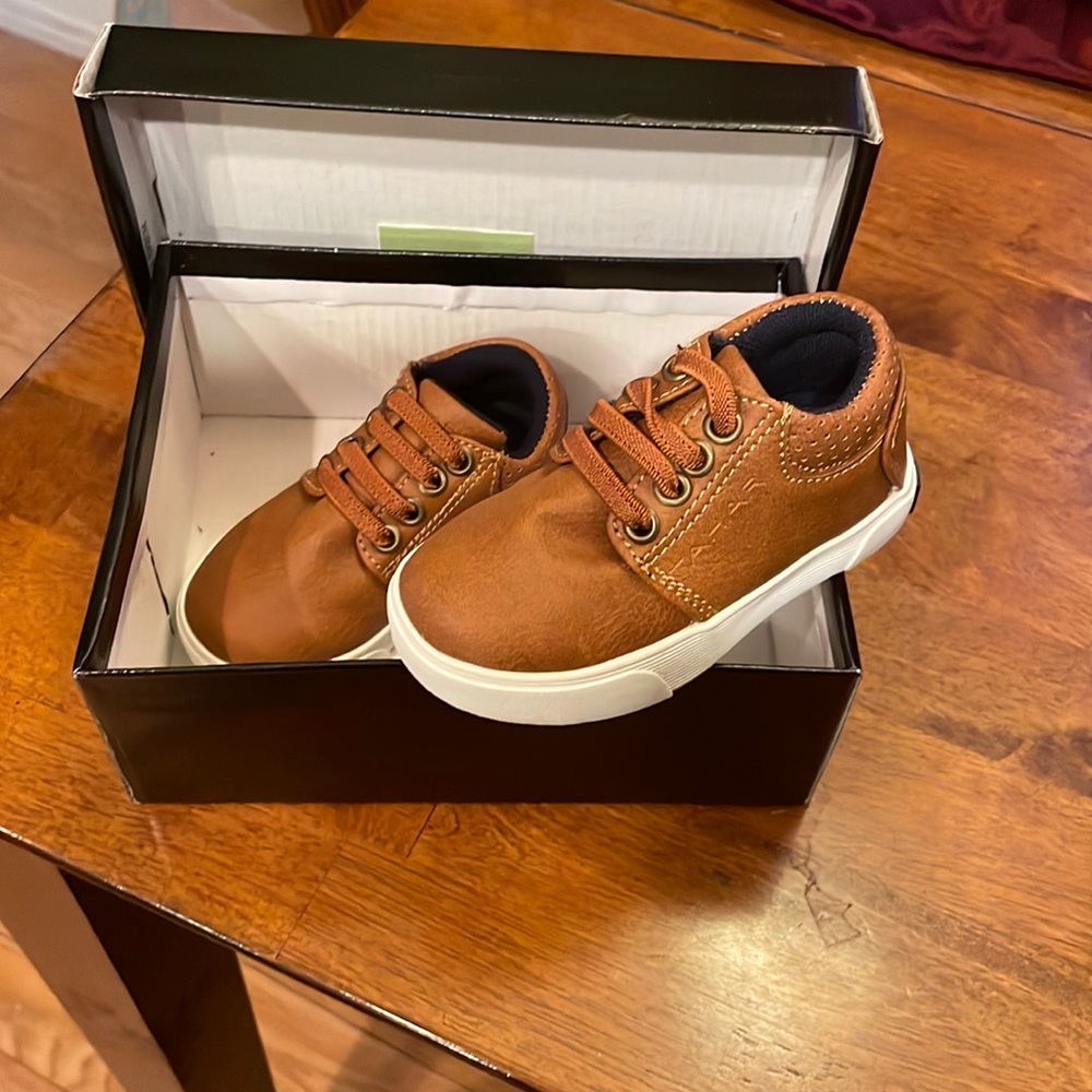 Baby shoes